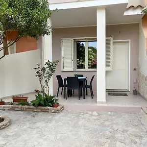 Casa vacanze Casa Singola E In Zona Riservata, Villasimius